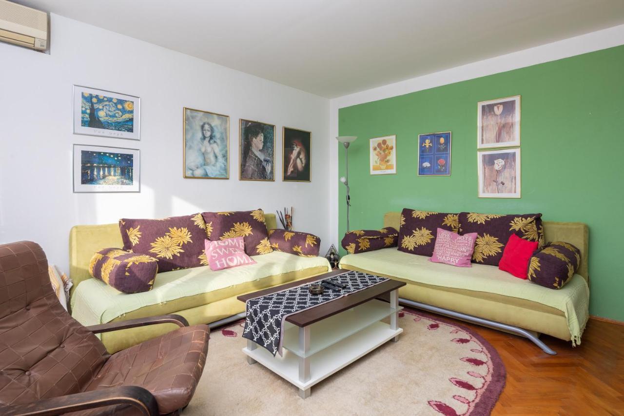 Edita - Apartment In Town Centre Макарска Екстериор снимка
