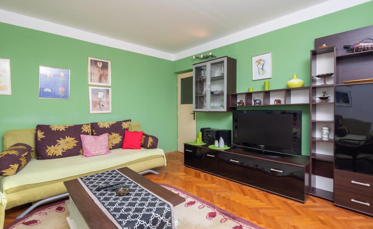 Edita - Apartment In Town Centre Макарска Екстериор снимка