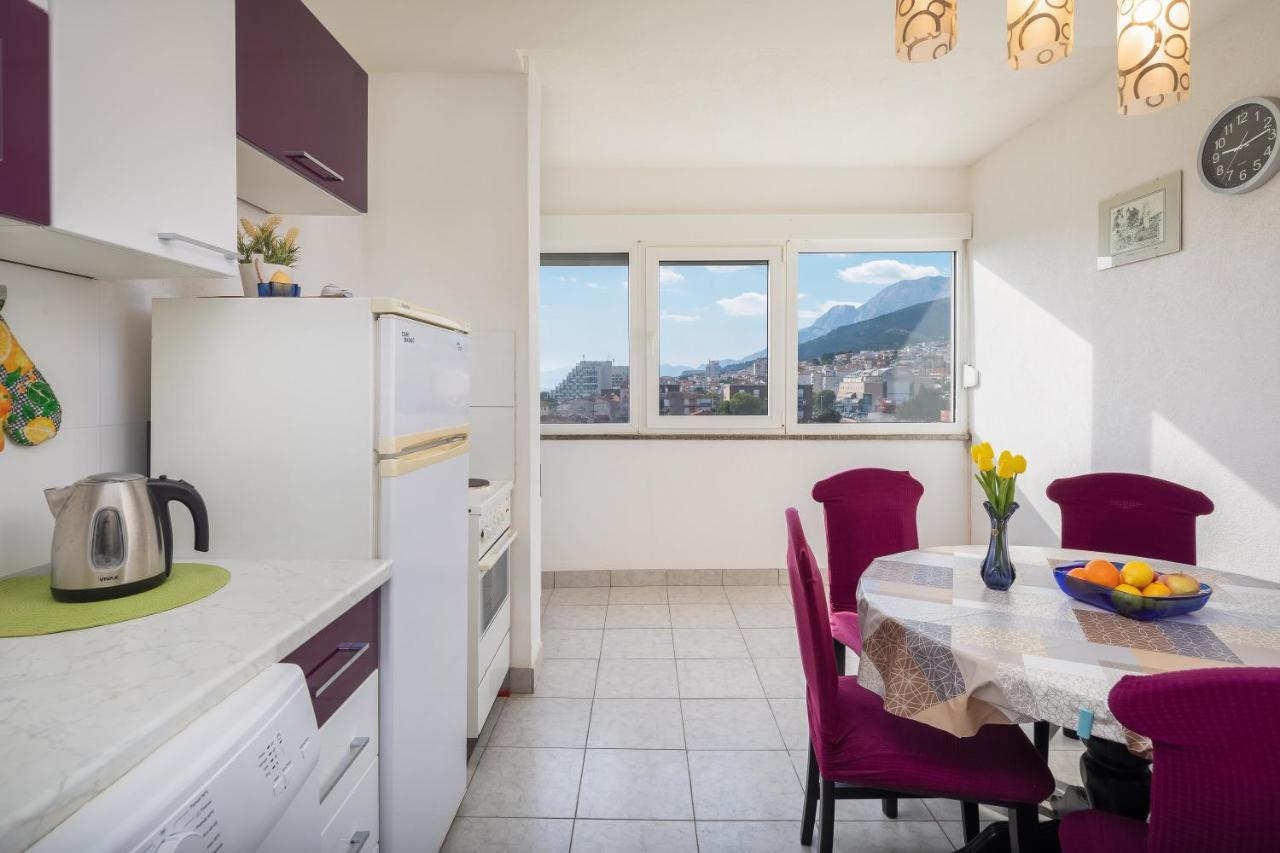 Edita - Apartment In Town Centre Макарска Екстериор снимка